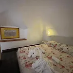 Guarracino - Real Capodimonte Apartment